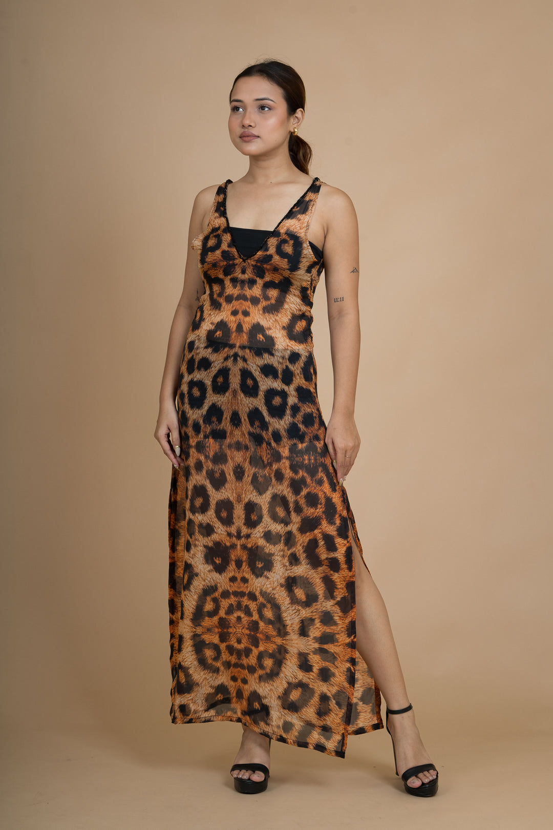 SHADOW HUNTER COVER-UP