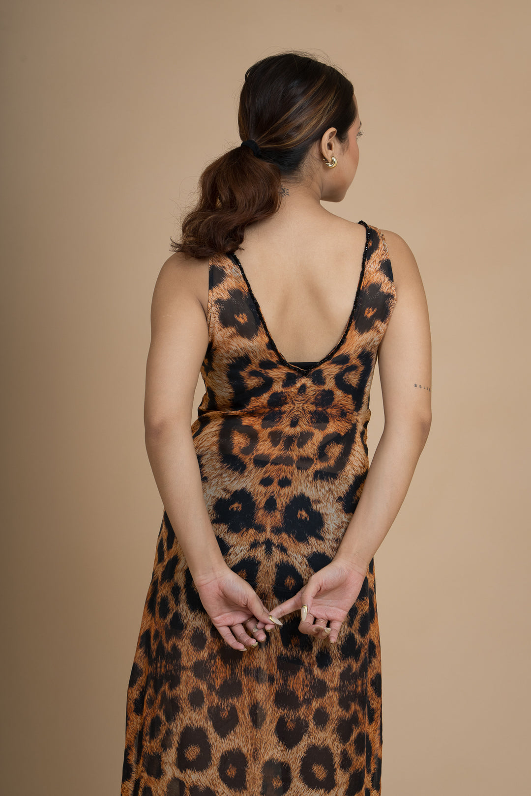 SHADOW HUNTER COVER-UP