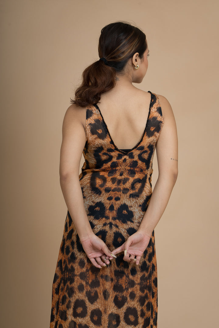 SHADOW HUNTER COVER-UP