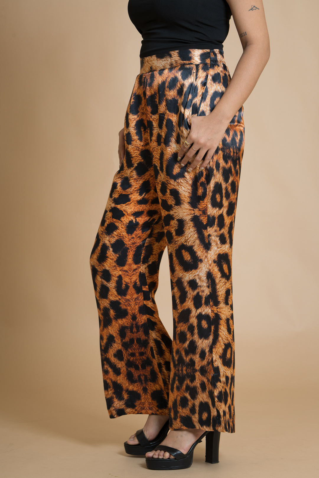 SHADOW HUNTER SILK PANT